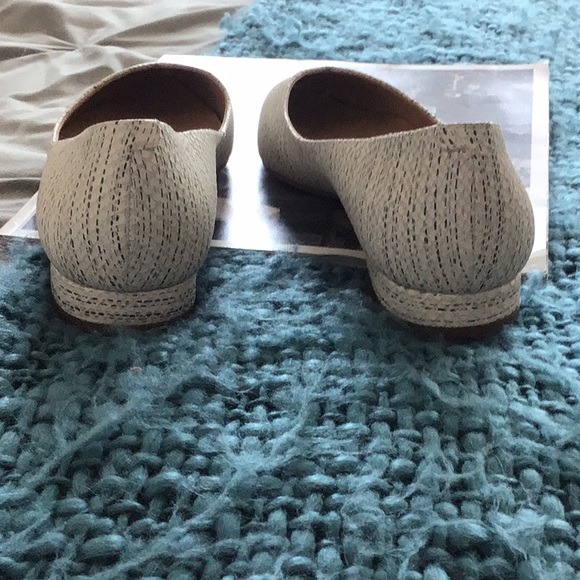 Chic Talbots Flats - Picture 6 of 6